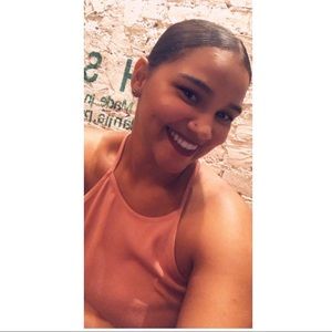 Meet your Posher, Angela